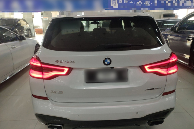 宝马X3 2020款  xDrive28i M运动套装车身外观6