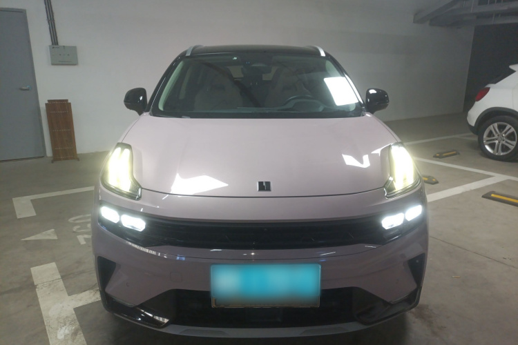 领克06 2021款 1.5T Shero粉色特别版车身外观2