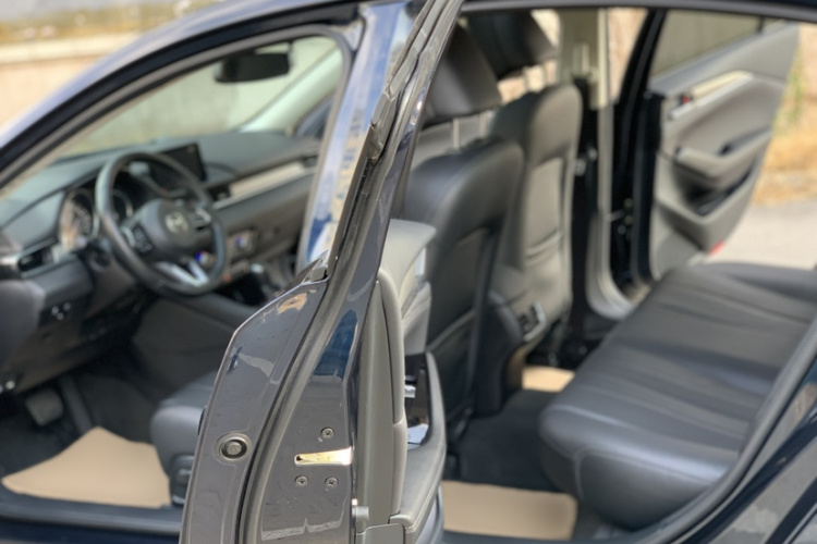 马自达 阿特兹 2020款 2.0L 蓝天豪华版中控内饰7010