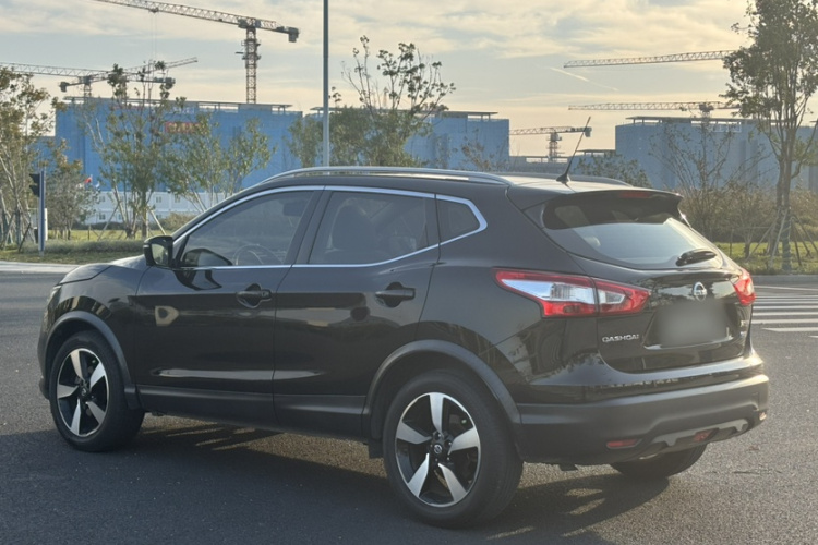 日产 逍客 2017款 2.0L CVT豪华版 国V车身外观6005