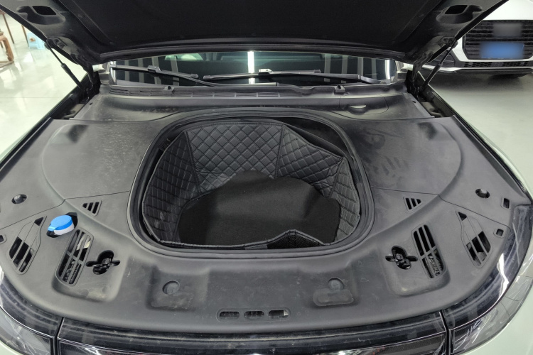 小鹏P7 2022款 625E机舱底盘24