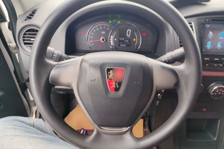 荣威350 2014款 1.5L 手动迅驰版中控内饰13