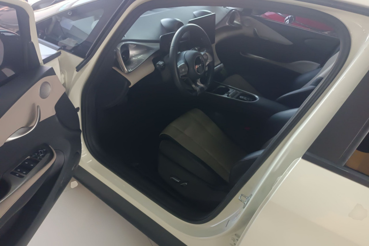 比亚迪 海豚 2023款 420km 时尚版中控内饰7003