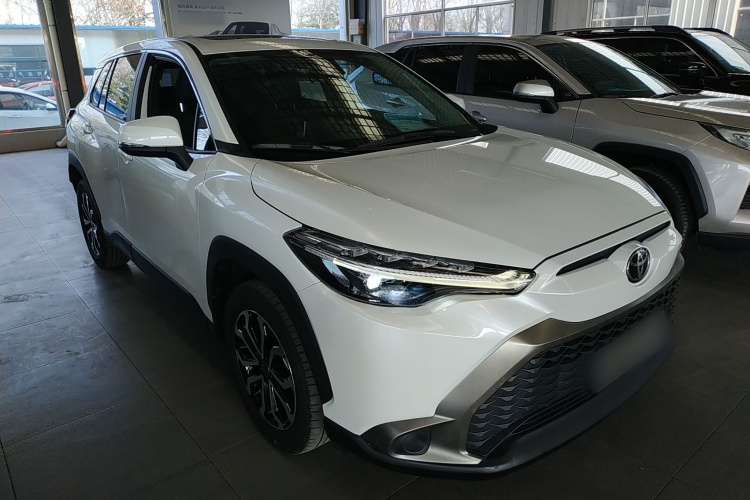 丰田 锋兰达 2022款 2.0L CVT豪华版车身外观3