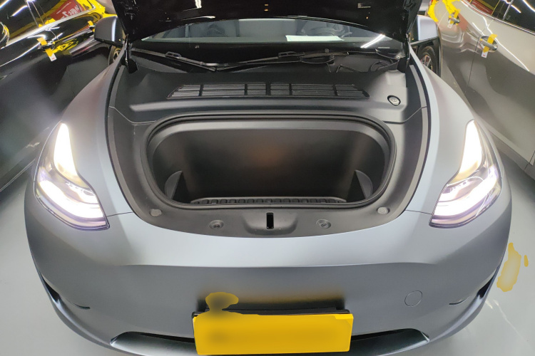 特斯拉 Model Y 2022款 后轮驱动版机舱底盘24
