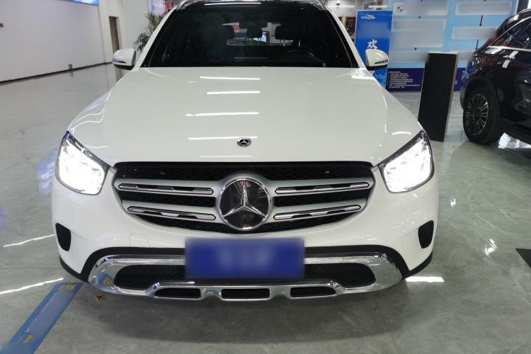 奔驰GLC 2021款 GLC 260 L 4MATIC 动感型车身外观2