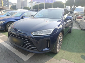 鸿蒙智行 问界M5 2022款 增程四驱性能版