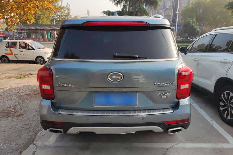 广汽传祺 传祺GS8 2017款 320T 两驱豪华智联版（七座）车身外观6004