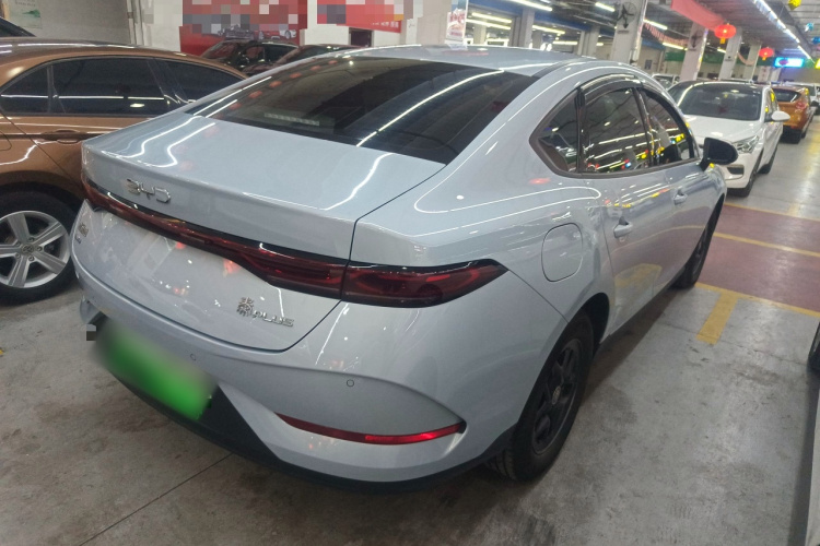 比亚迪 秦PLUS 2025款 DM-i 智驾版 55KM领先型车身外观7