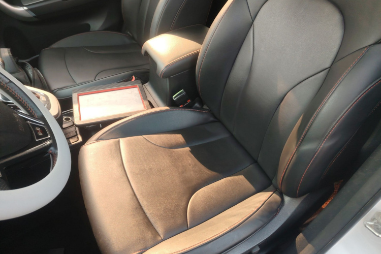 哈弗H6 2017款 红标 运动版 1.5T 自动两驱豪华型中控内饰19