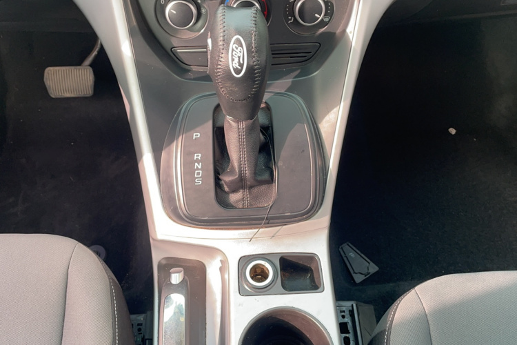 福特 翼虎 2013款 1.6L GTDi 两驱舒适型局部细节18