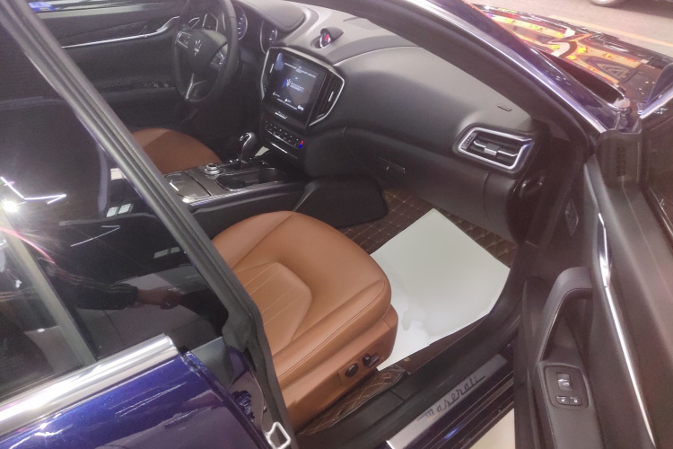 玛莎拉蒂 Ghibli 2018款 改款 3.0T 标准版局部细节41