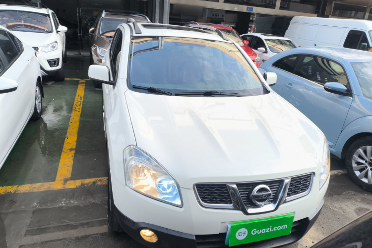 日产 逍客 2015款 2.0XL 酷火 CVT 2WD车身外观2