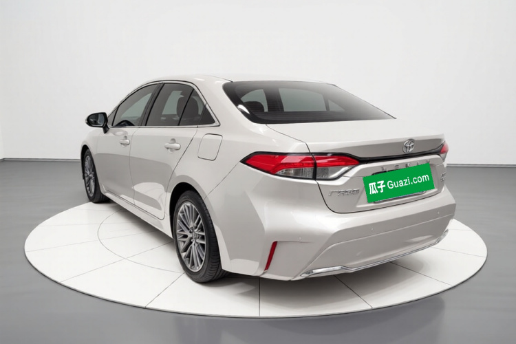 丰田 凌尚 2021款 2.0L 豪华版车身外观5