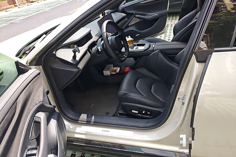 小米汽车 小米SU7 2024款 后驱超长续航高阶智驾Pro版中控内饰7003