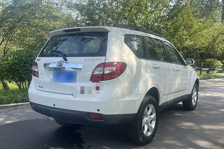 陆风X8 2014款 探索版 2.4L 汽油4X4豪华型车身外观6012