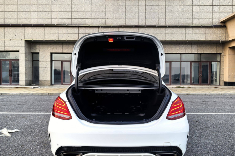 奔驰C级 2018款 C 180 L 时尚型运动版局部细节23