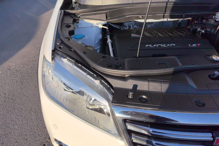 哈弗H6 2015款 改款 运动版 1.5T 手动两驱精英型局部细节9007