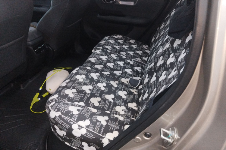 埃安 AION Y 2023款 Plus 510 乐享版中控内饰7004