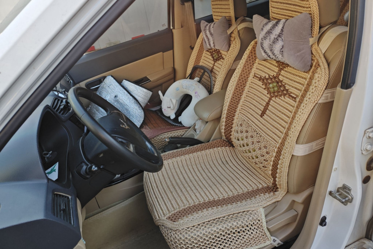 五菱汽车 五菱宏光 2013款 1.5L S豪华型中控内饰19