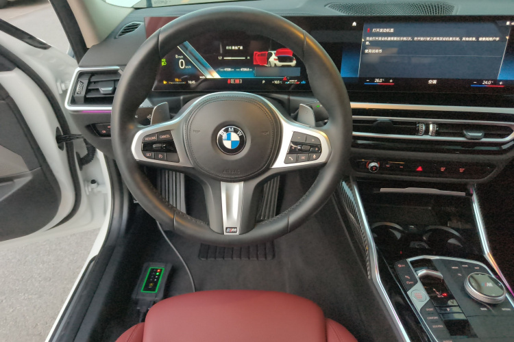 宝马3系 2023款 320Li M运动套装中控内饰13