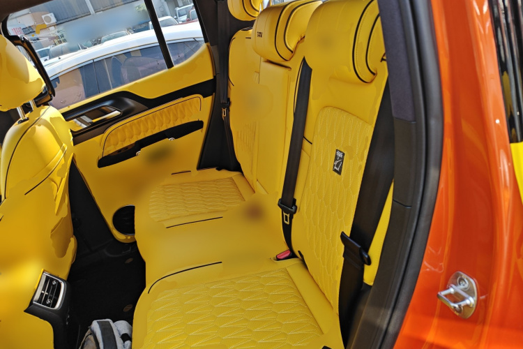 坦克300 2021款 越野版 2.0T 征服者中控内饰21