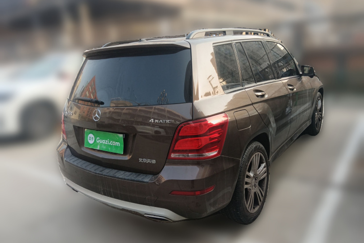 奔驰GLK级 2014款 GLK 260 4MATIC 动感型车身外观7