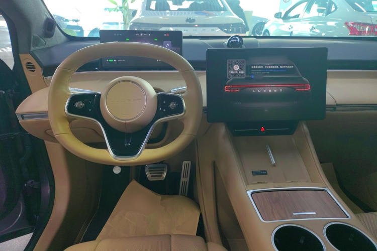 鸿蒙智行 智界R7 2024款 纯电 667km Pro中控内饰13