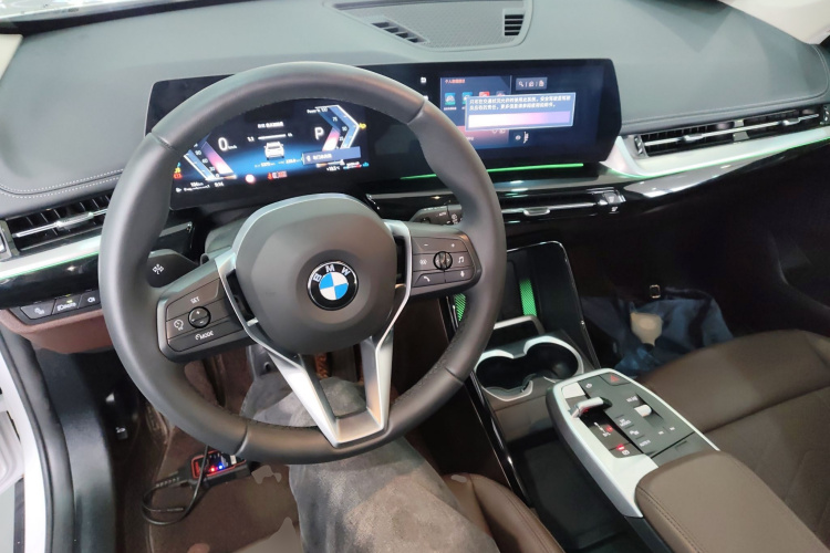 宝马X1 2023款 sDrive25Li X设计套装中控内饰12