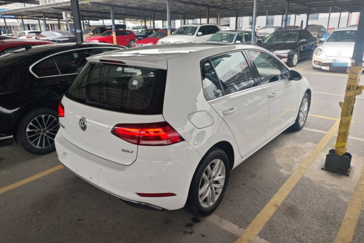 大众 高尔夫 2018款 1.6L 自动舒适型车身外观7