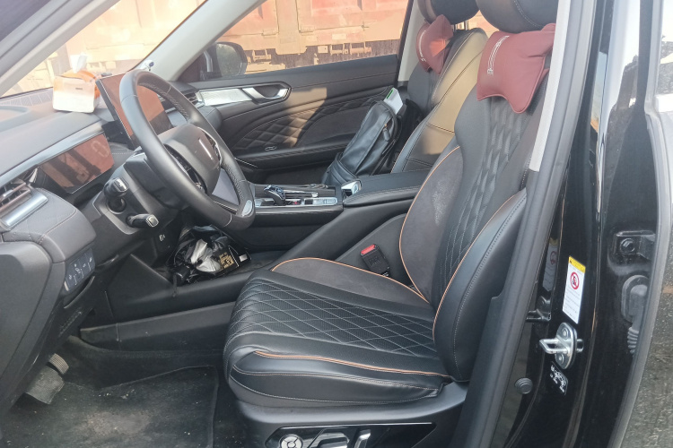 魏牌 拿铁DHT 2022款 1.5T DHT超大杯中控内饰19