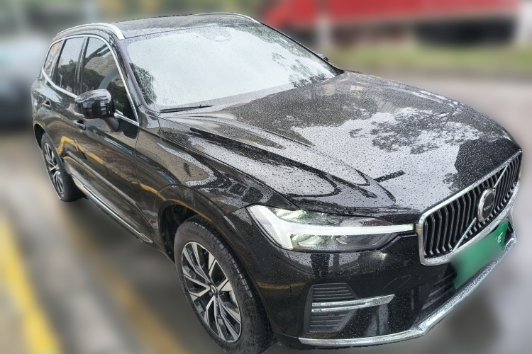 沃尔沃XC60 2025款 B5 四驱智远豪华版车身外观3