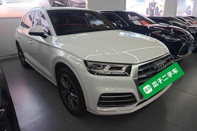 奥迪Q5L 2018款 45 TFSI 尊享时尚型 国VI车身外观3