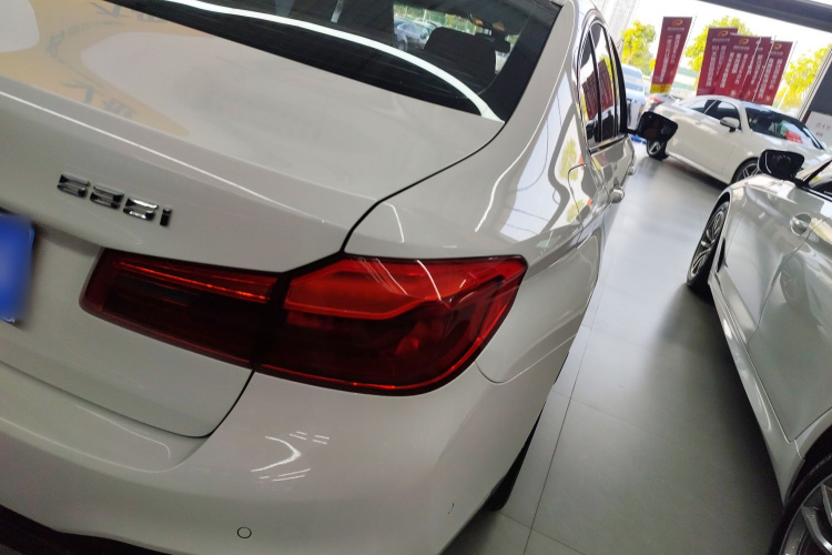 宝马5系(进口) 2018款 525i M运动套装车身外观6006