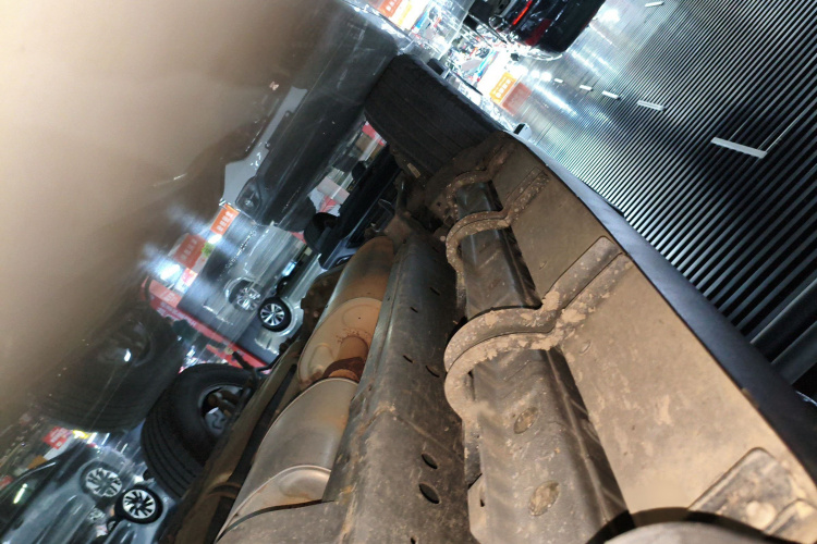 坦克300 2021款 越野版 2.0T 挑战者局部细节9001