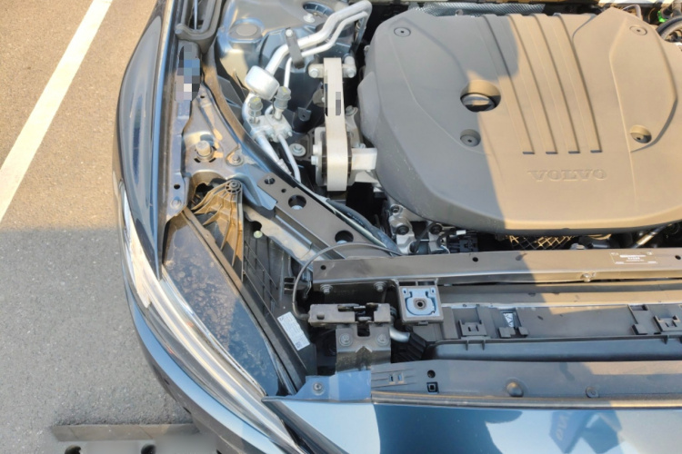 沃尔沃V60 2024款 B5 智远豪华版机舱底盘25