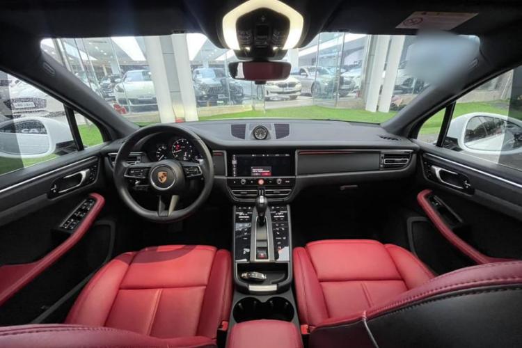 保时捷 2022款 Macan 2.0T中控内饰7001