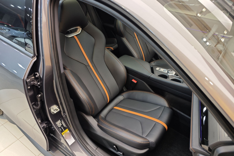 长安UNI-V 2024款 1.5T 尊贵型局部细节41