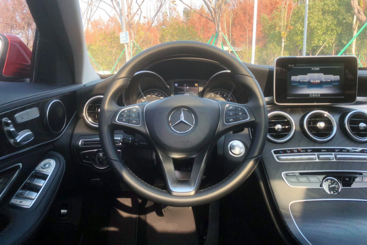 奔驰C级 2018款 C 200 L 运动版局部细节13