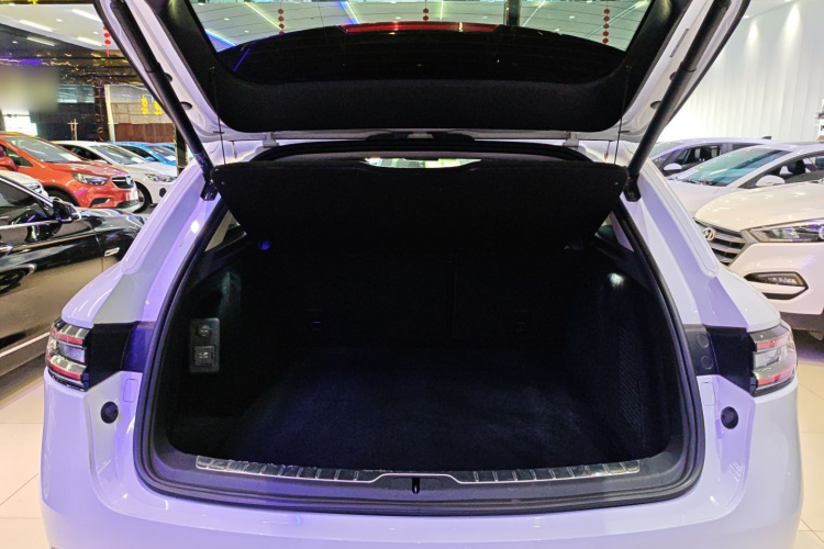 鸿蒙智行 问界M5 2022款 增程后驱标准版机舱底盘23