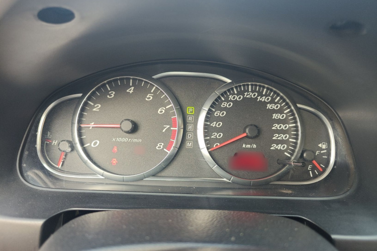 马自达6 2011款 2.0L 自动时尚型局部细节14