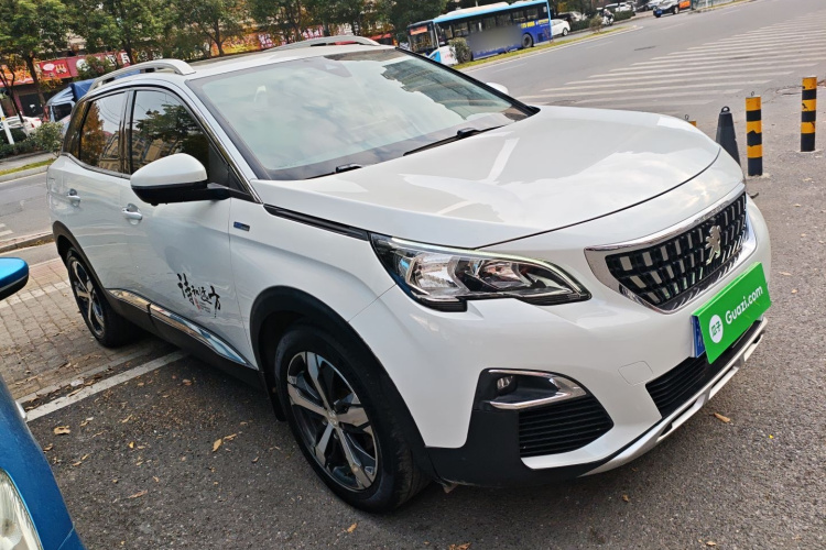 标致4008 2017款 350THP 精英版车身外观3