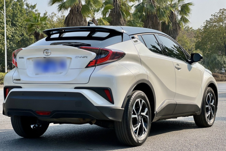 丰田C-HR 2020款 2.0L 豪华版车身外观6003