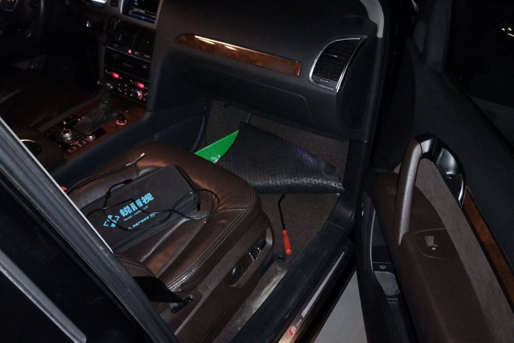 奥迪Q7 2014款 35 TFSI 运动型局部细节9005