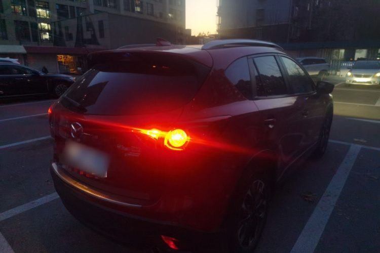 马自达CX-5 2015款 2.5L 自动四驱旗舰型车身外观7