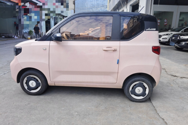 五菱汽车 宏光MINIEV 2021款 马卡龙时尚款 磷酸铁锂车身外观4