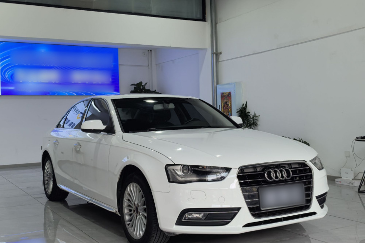 奥迪A4L 2015款 35 TFSI 自动舒适型车身外观6002