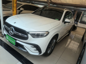 奔驰GLC 2023款 GLC 300 L 4MATIC 动感型 5座