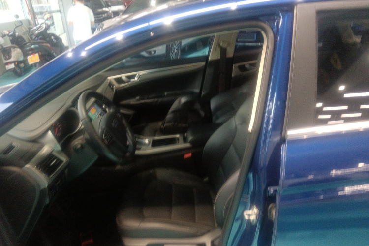 吉利汽车 帝豪GL 2017款 1.3T DCT精英型局部细节19