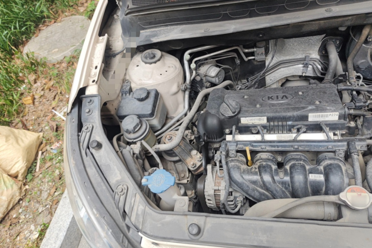 起亚 秀尔 2013款 1.6L AT Premium局部细节9006